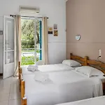 Oceanis 3* Mikrósz Jalósz