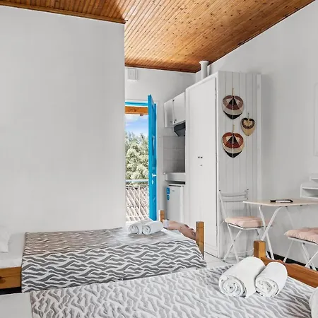 Oceanis ゲストハウス ミクロス・ギアロス