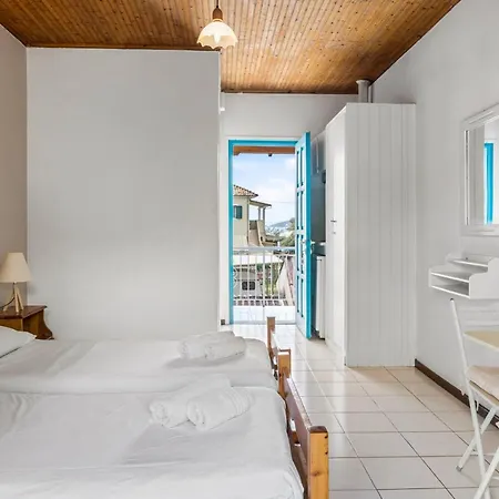 Oceanis ゲストハウス 3*