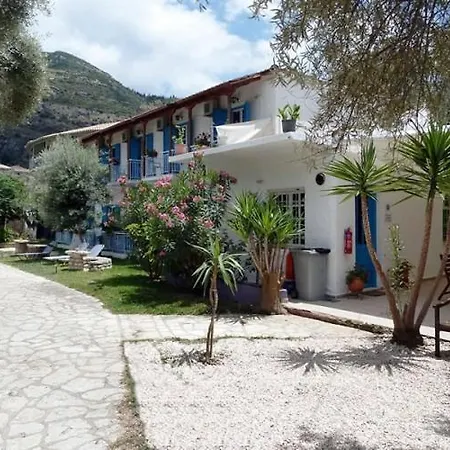 Oceanis ミクロス・ギアロス