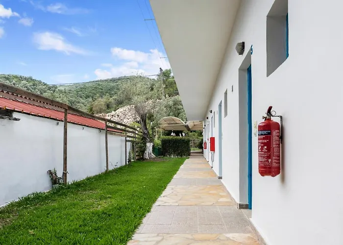 Oceanis Guest house Mikros Gialos